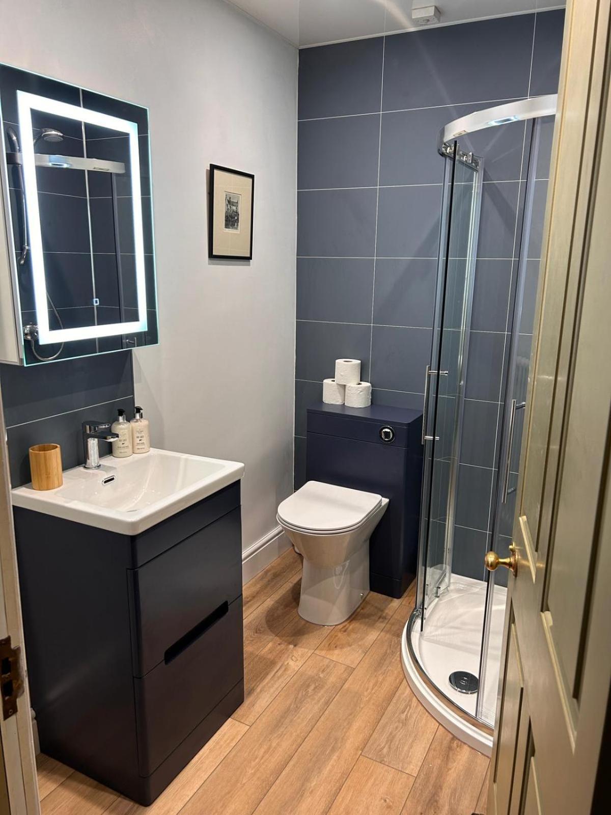 Merchant'S House - Large Two Floor Apartment!! Sleeps Up To 11 People, First Floor Available Separately, Sleeping 2 People At A Reduced Rate!!! Аймът Екстериор снимка